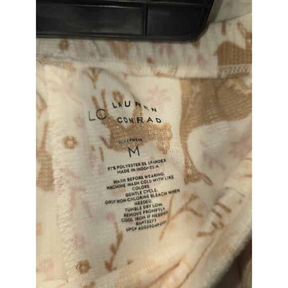 Lauren Conrad Pajama Set Top Is A Large Shorts Are Medium - Picture 10 of 11